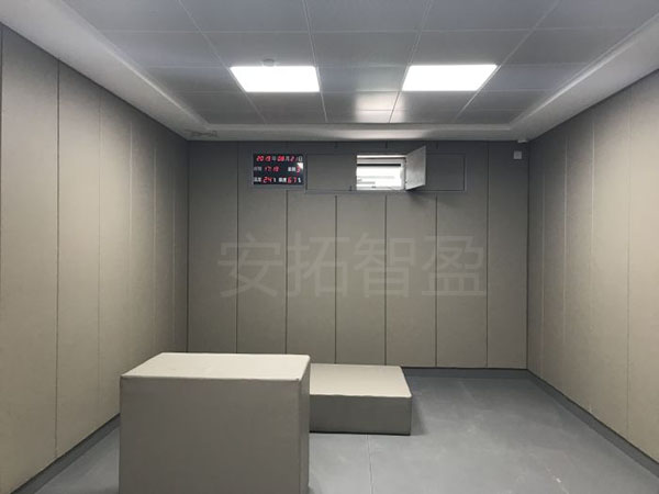 ATZY-RBQ-30型纳米棉防撞软包墙(图2) ATZY-RBQ-30型纳米棉防撞软包墙(图2)